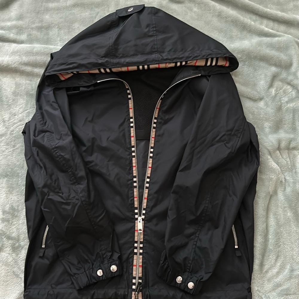 Burberry Icon Stripe Detail Windbreaker